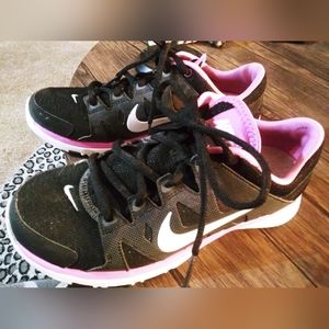 Nike fitsole womens size 7 like new